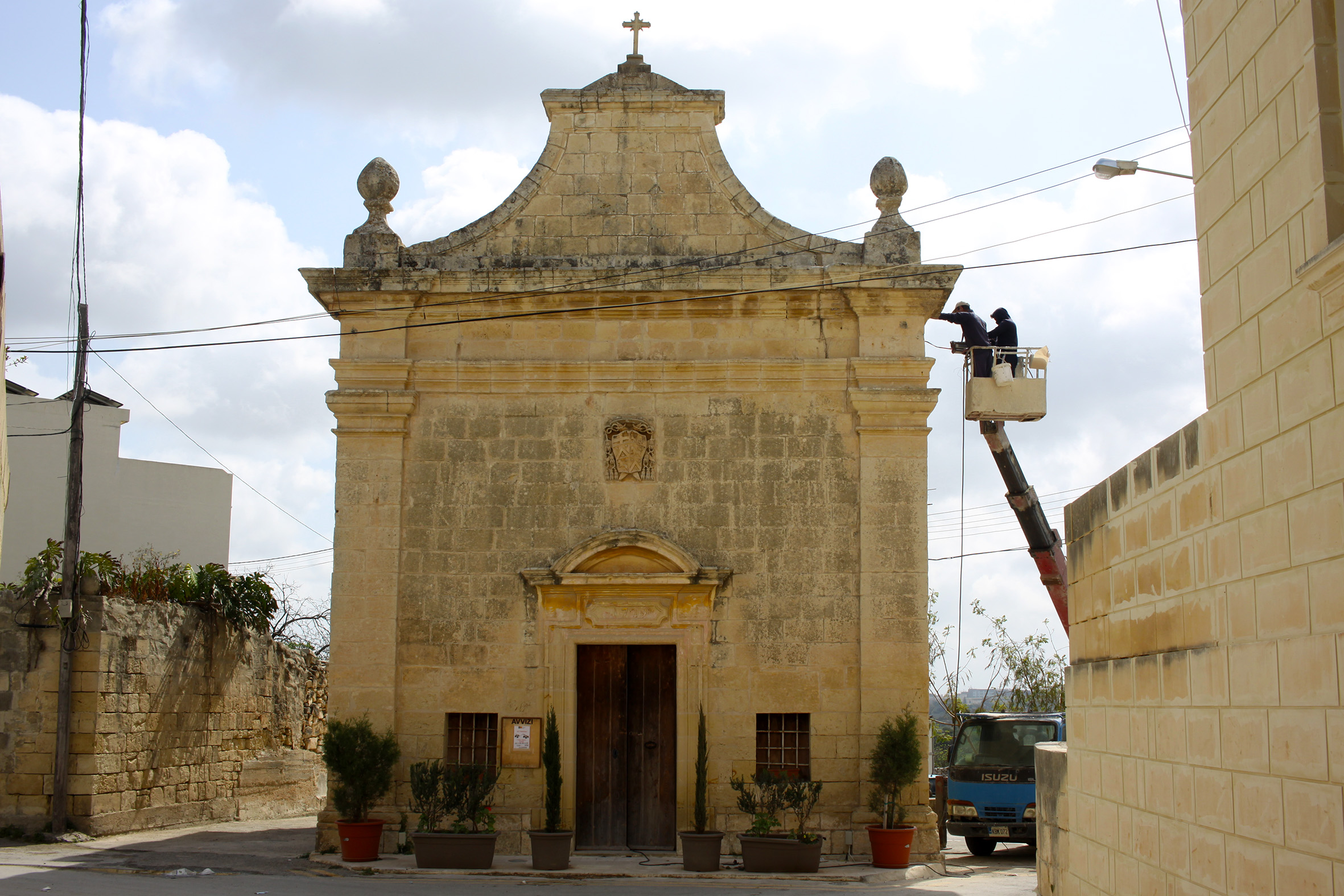 Consolidating a 1729 chapel in Attard Consolidating a 1729 chapel in Attard